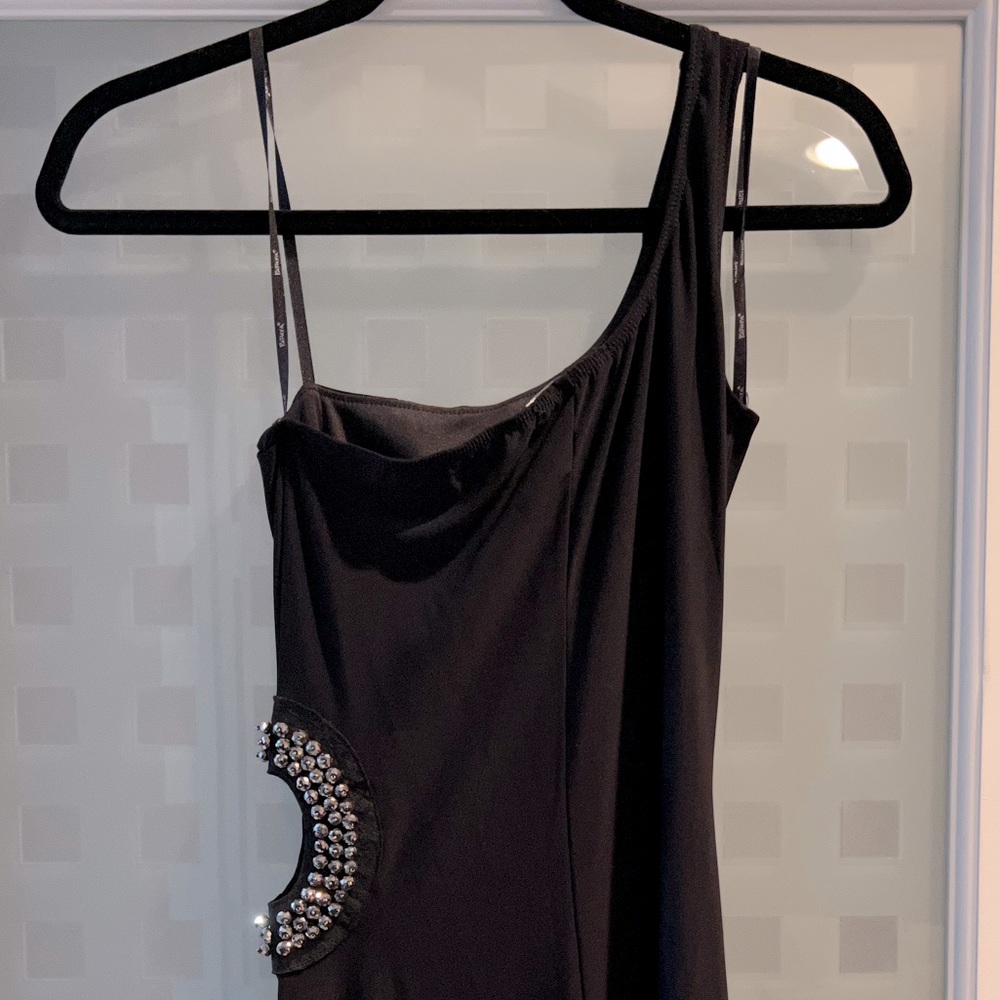 Mini black dress with one shoulder